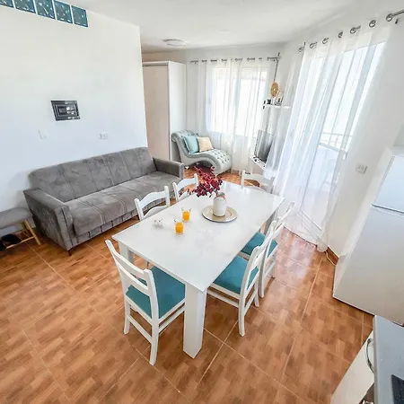 Апартаменты Riviera Pearl D43 Дуррес
