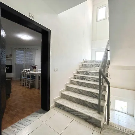 Riviera Pearl D43 Дуррес