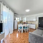 Riviera Pearl D43 * Durrës