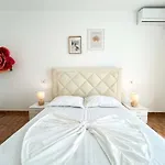 Riviera Pearl D43