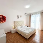 Riviera Pearl D43 * Durrës