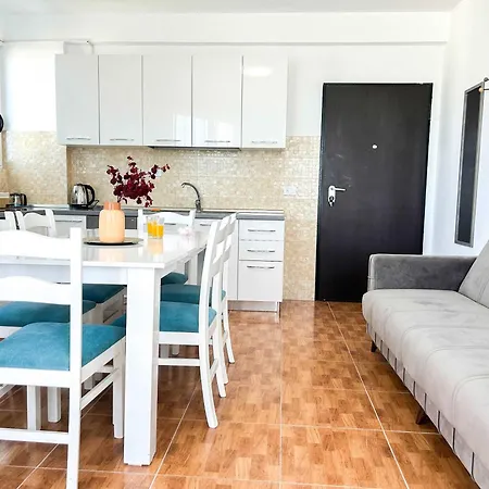 Riviera Pearl D43 Apartment *